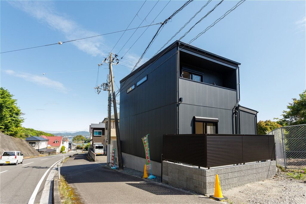 建物外観(側面)